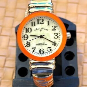 Colorful animal print quartz cuff watch